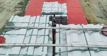 鹤壁 芝麻白仿形加直形路沿石出货日常