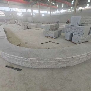 鹤壁 芝麻白异形坐凳，自然面光面弧形加工