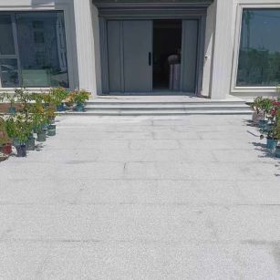 鹤壁 芝麻白花岗岩地铺石地面铺装