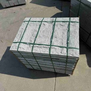 鹤壁 白麻花岗岩石材自然面蘑菇石成品