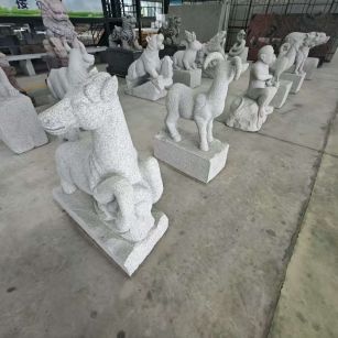 鹤壁 芝麻白花岗岩造型立体雕刻——十二生肖