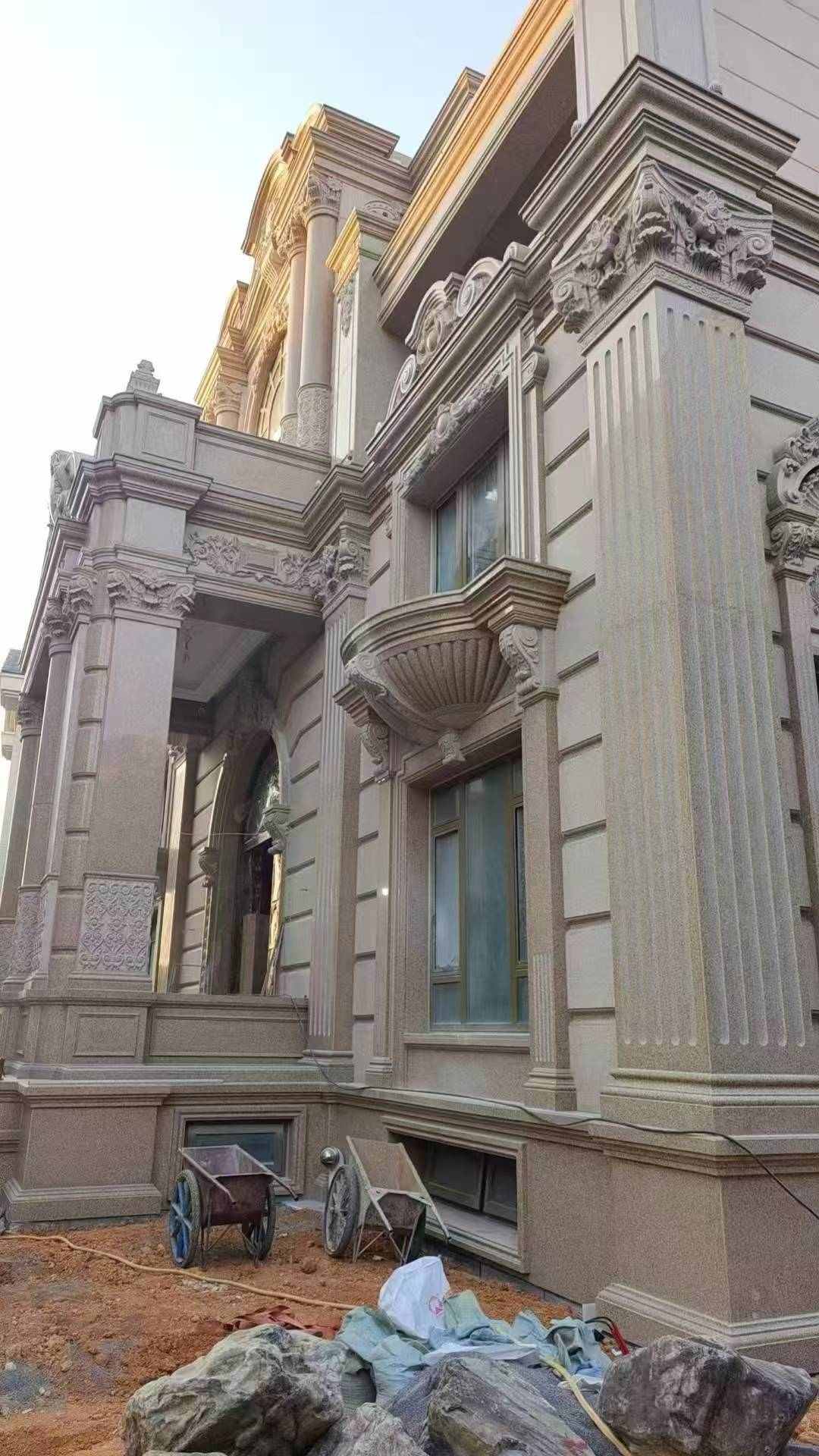 鹤壁 黄金麻花岗岩光面别墅外墙干挂施工完成