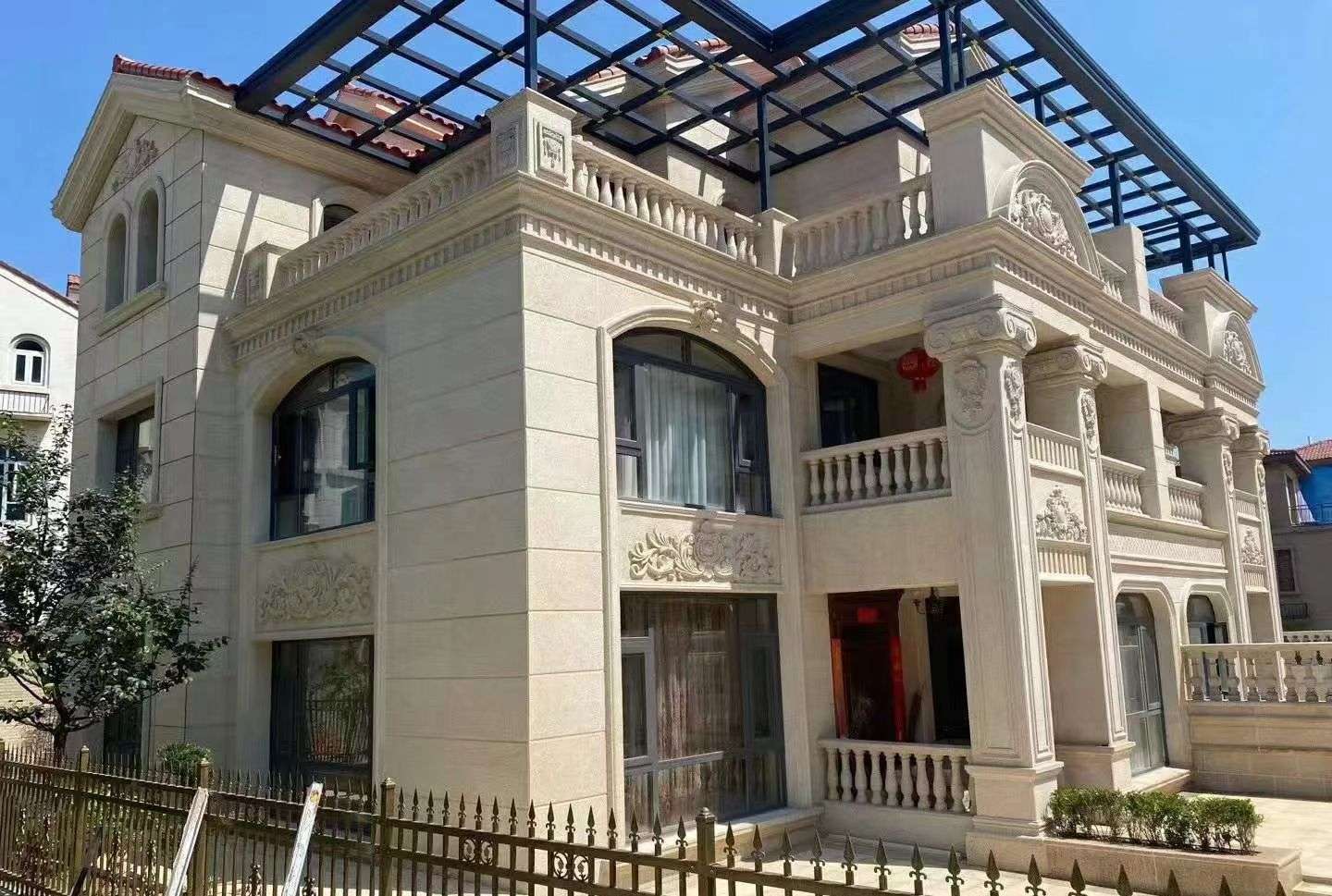 鹤壁 黄金麻花岗岩荔枝面别墅外墙干挂