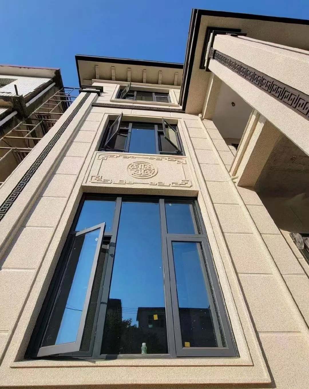 鹤壁 黄金麻荔枝面别墅外墙干挂效果展示