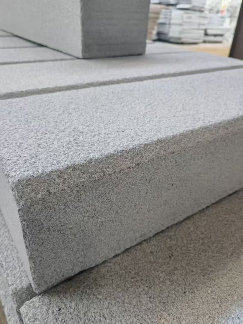 鹤壁 芝麻灰荔枝面路沿石